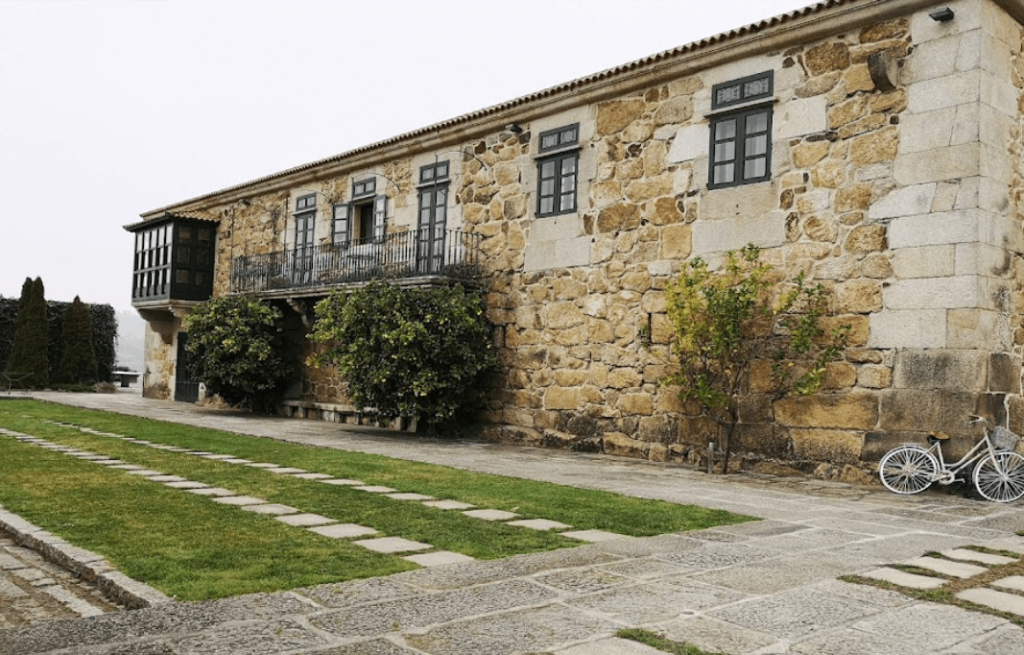 Bodega Casal de Armán
